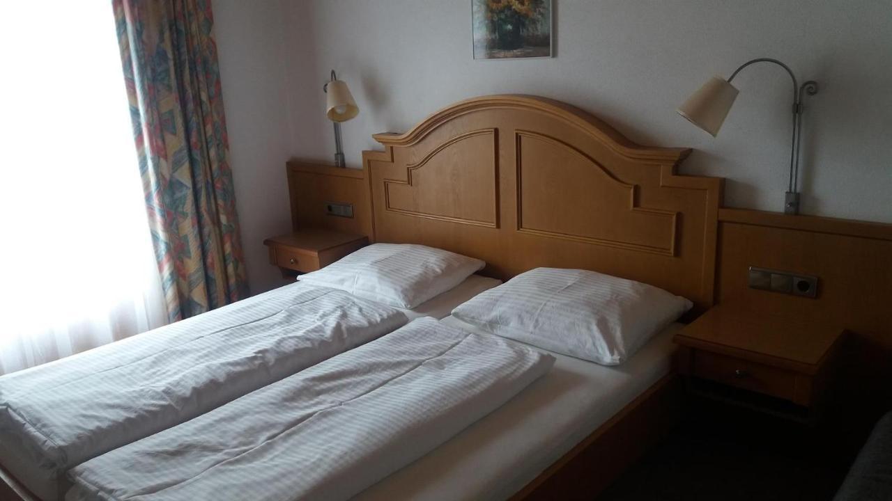 Aue, Ferienwohnung Тукс Екстериор снимка